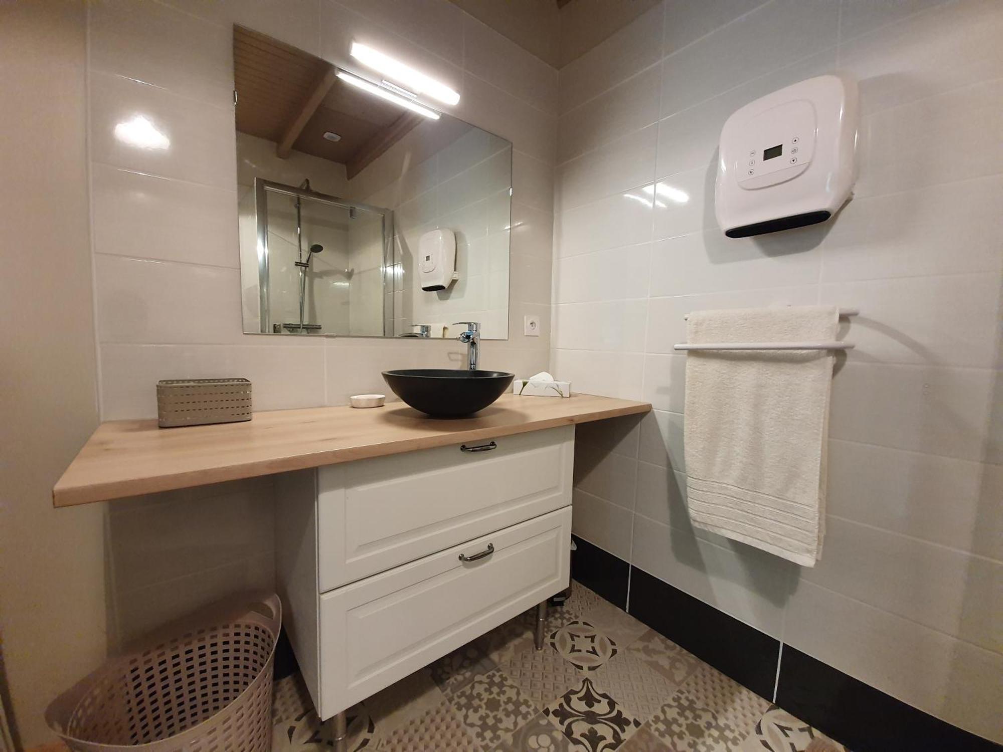 Gite Confortable Avec Spa Prive Et Confort Moderne Pont-de-Larn Buitenkant foto